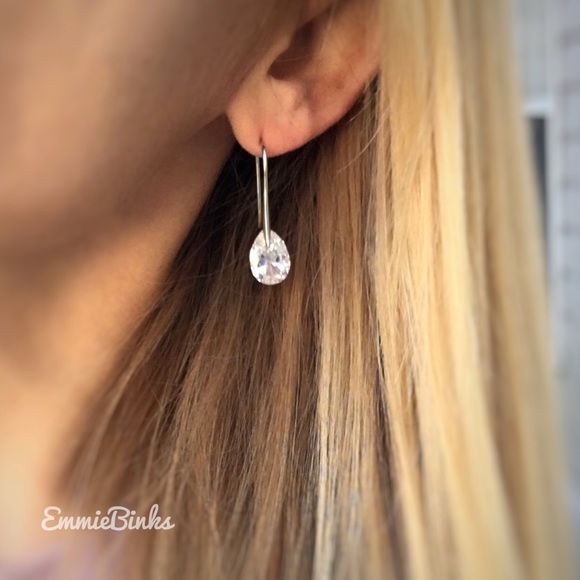 New Beautiful Classic Teardrop Crystal Drop Dangle Earrings - Bridal Formal Date - Picture 4 of 16